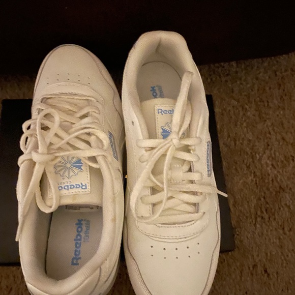 Reeboks - Picture 2 of 2